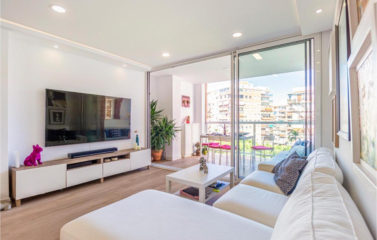 3 Bedroom Beautiful In Appartamento *